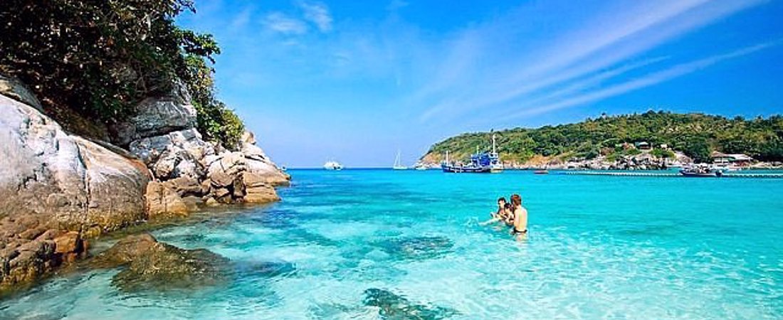 Cham Island Diving Tours 